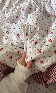Постельное белье Bedclozzzes жатый хлопок &laquo;Pretty roses&raquo; полуторный