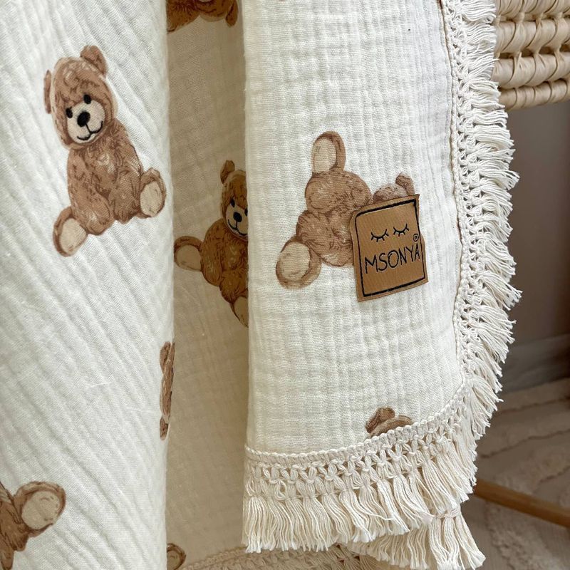 Плед Маленька Соня муслін жатка двошаровий з бахромою Teddy на молочному 80x100 см