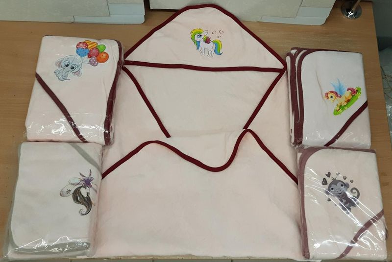 Полотенце детское для купанья велюровое с капюшоном Zeron персиковое 80x80 см