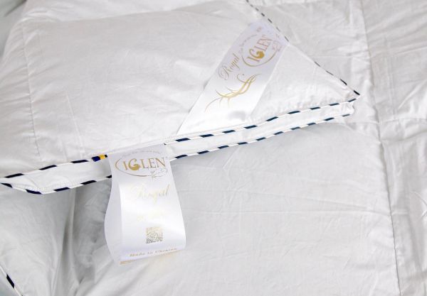 Подарунковий комплект Climate-comfort Iglen Royal Series сірий пух 160х215 см