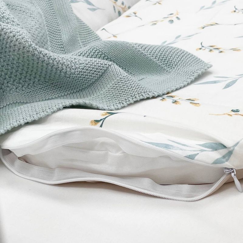 Кокон Маленькая Соня Baby Design Веточки котики мята 65x90 см