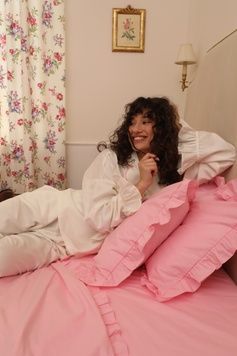 Постільна білизна Bedclozzzes із рюшами pink №33 полуторний