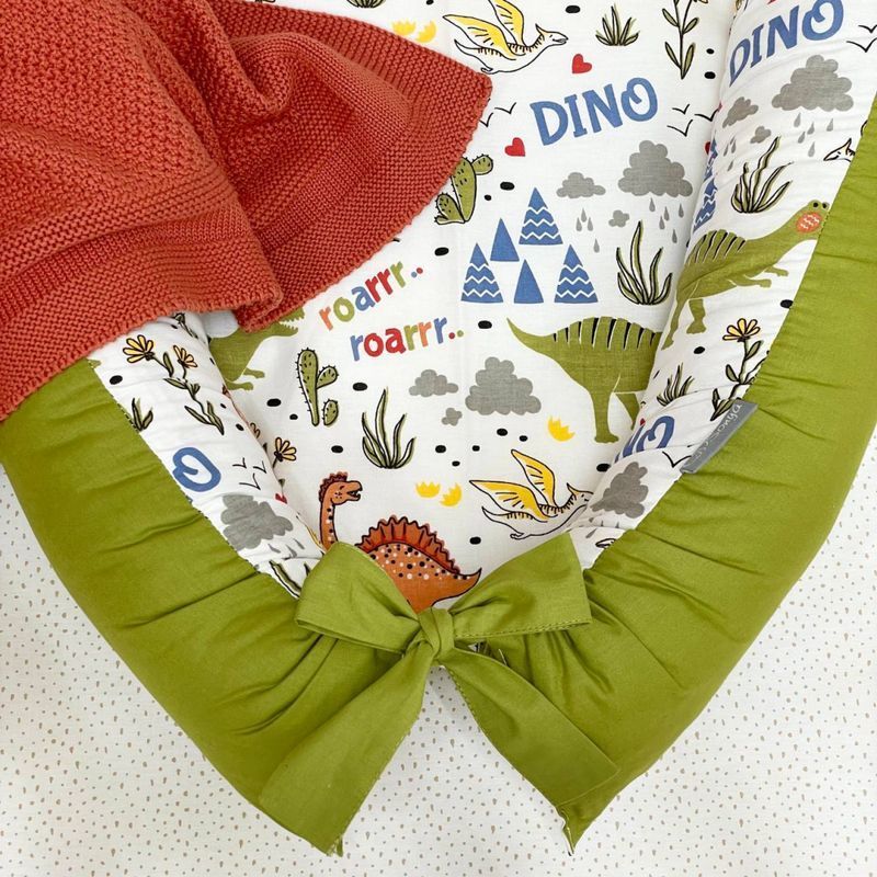 Кокон Маленька Соня Baby Design Діно олива 65x90 см