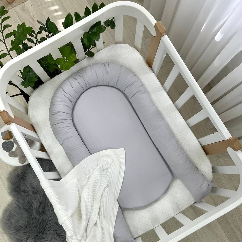 Кокон Маленька Соня Baby Design Ведмедик у ковдрі на сірому 77x44 см