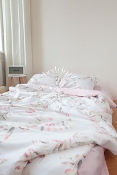 Постільна білизна Bedclozzzes сатин Рожеві гілочки евкаліпту сімейний