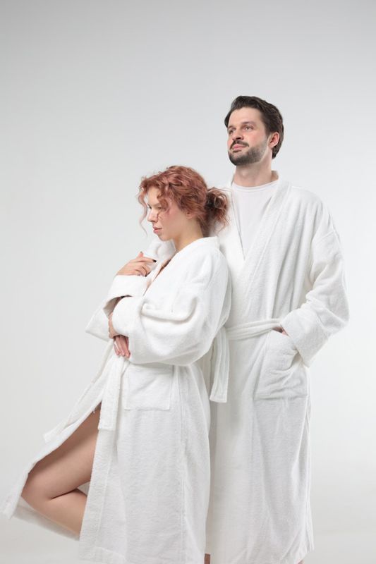 Махровый халат Bedclozzzes женский белый S-M