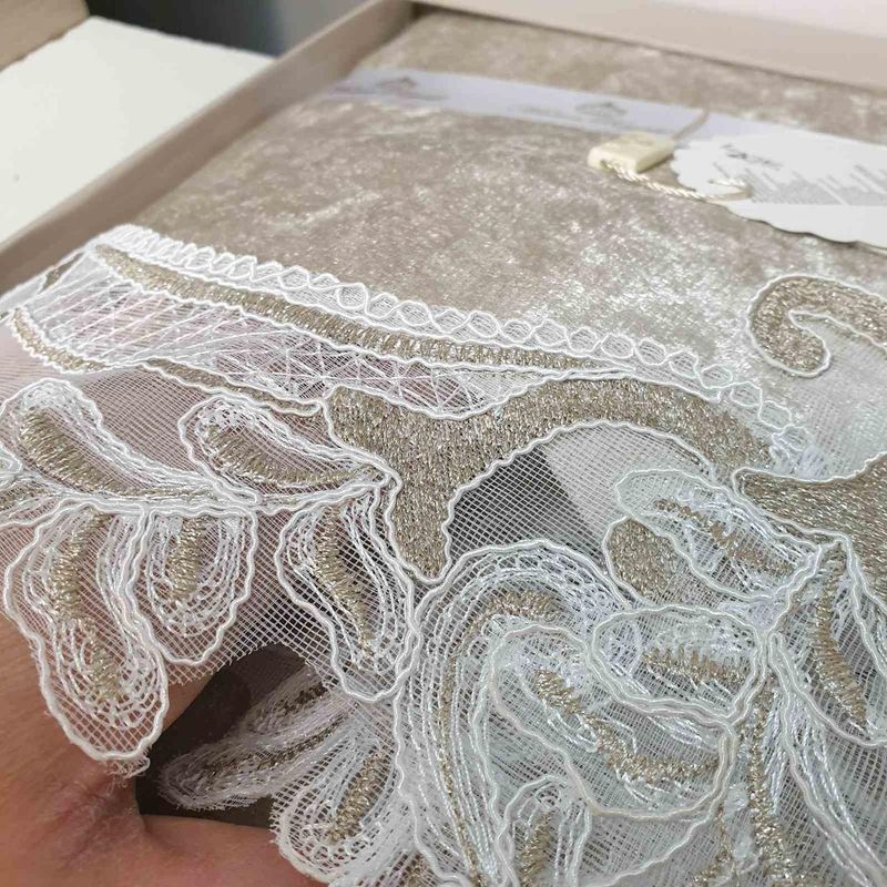 Скатертина велюрова прямокутна 160х220 Flora Kappuccino