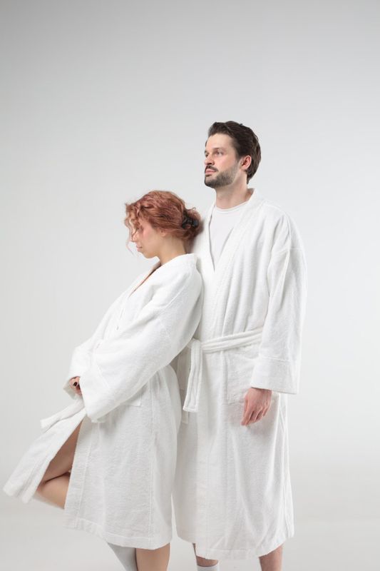 Махровый халат Bedclozzzes женский белый M-L