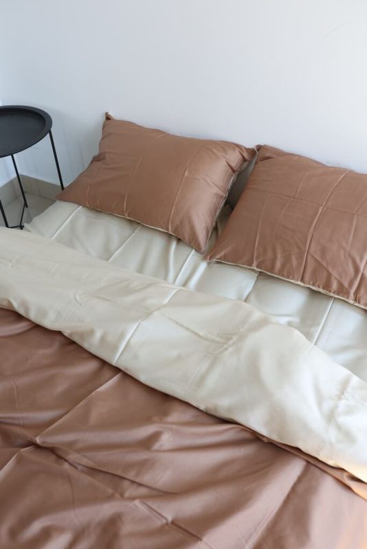Постільна білизна Bedclozzzes сатин beige (№7) +caramel (№9) сімейний