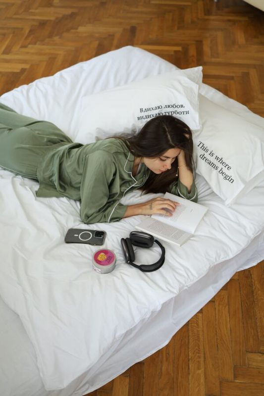 Постільна білизна Bedclozzzes ранфорс з вишивкою &ldquo;вдихаю любов видихаю турботи&rdquo; білого кольору євро