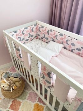 Фенс-бампер Baby Veres "Sleepy moon pink"