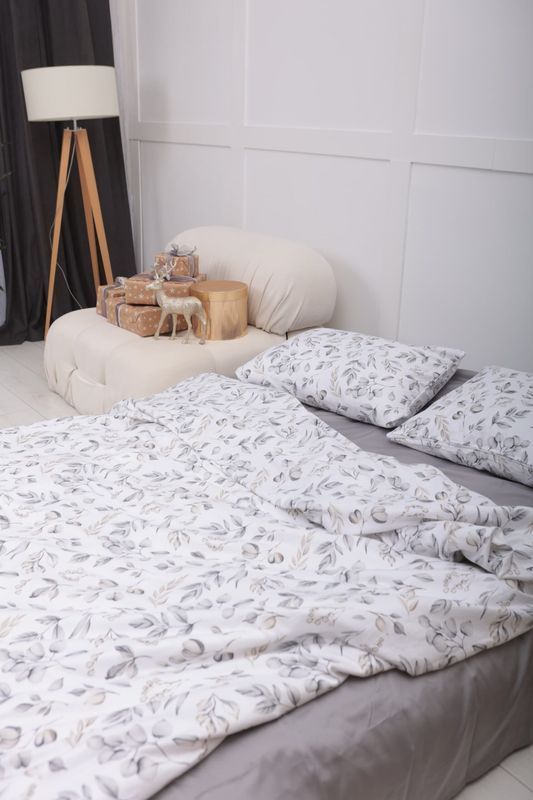 Постельное белье Bedclozzzes сатин Серый цветочный принт евро
