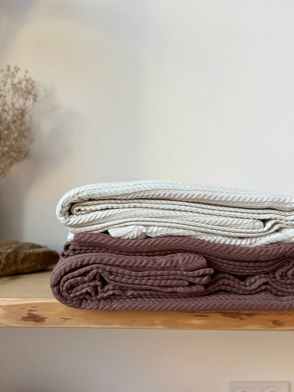 Бавовняне покривало Bedclozzzes косичка молочне №2 150x220 см