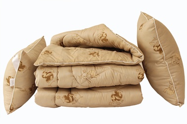 Комплект одеяло TAG лебяжий пух Camel и 2 подушки 70х70, 145x215