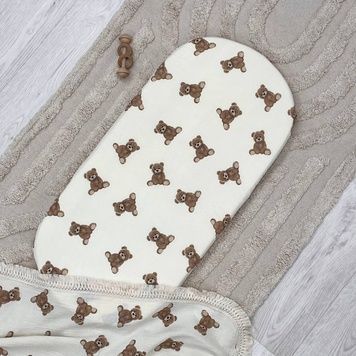 Простыня Маленькая Соня муслин в коляску Teddy на молочном 45x80 см