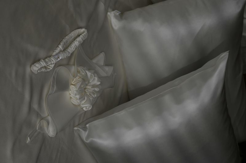 Полотенце для лица шелковое Silk DeLight белый 30x30 см