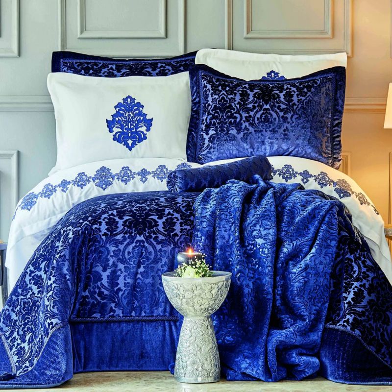 Постельное белье с покрывалом + плед Karaca Home Volante lacivert хлопок синий евро