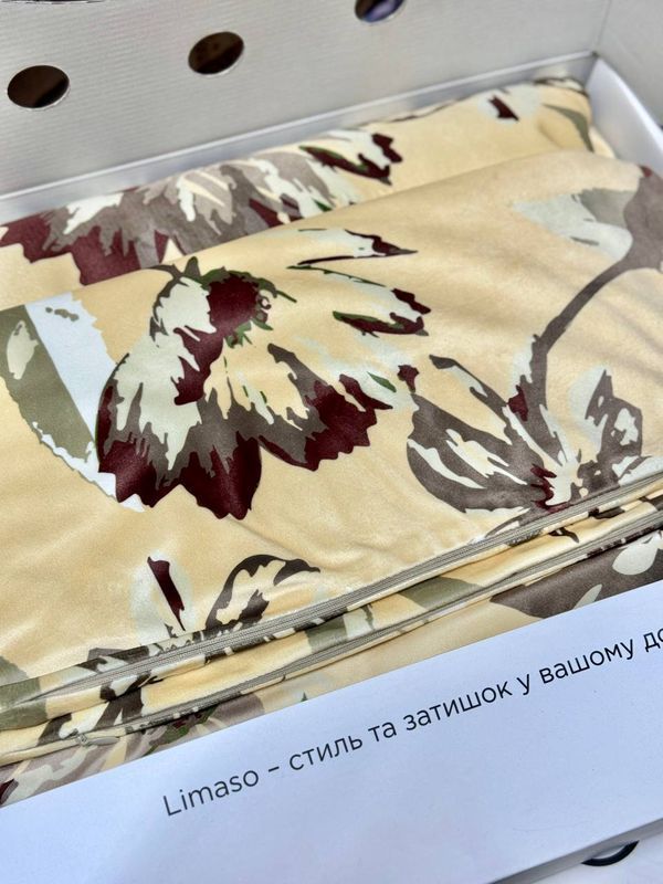 Набір покривало та дві наволочки Limaso CREAM 200x240 см