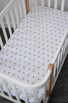 Простирадло Baby Veres зірочки сірі на білому 60х120 см