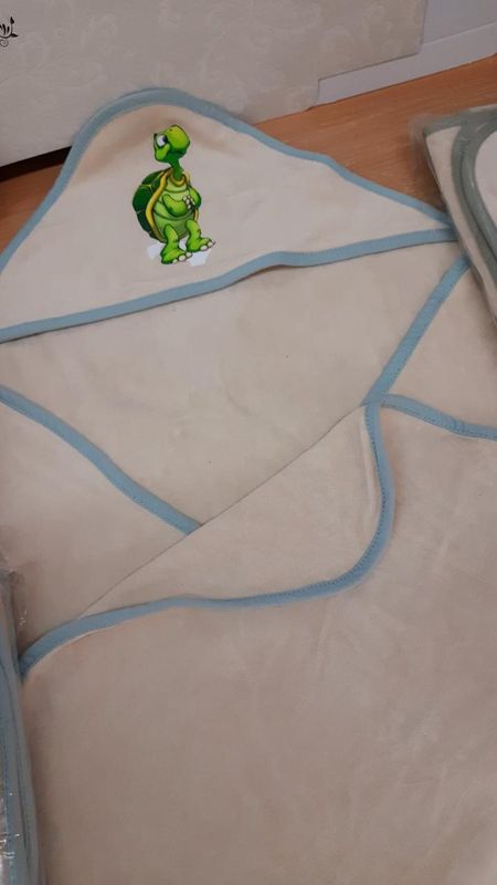 Полотенце детское для купанья велюровое с капюшоном Zeron бежевое 80x80 см
