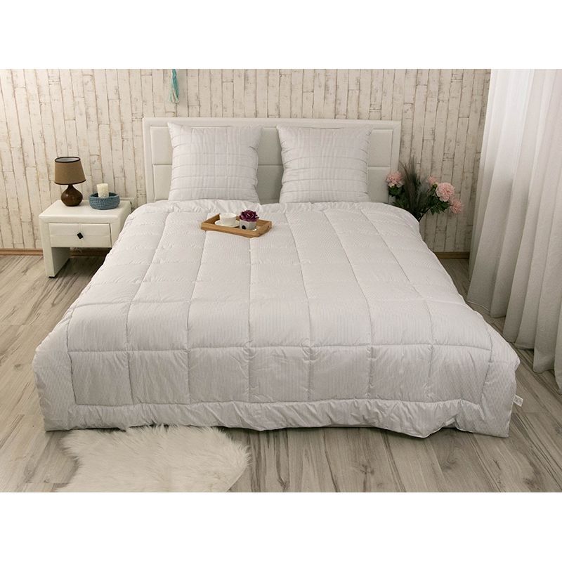 Подушка Руно силиконовая Elegante на молнии 70x70 см