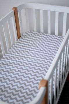 Простирадло Baby Veres зигзаг сірий на білому 60х120 см