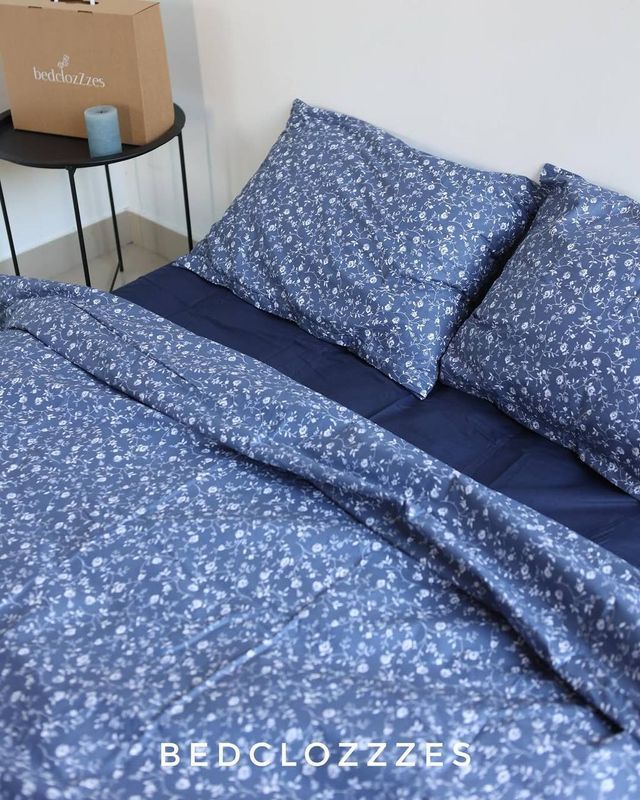 Постельное белье Bedclozzzes ранфорс Цветы с синим (№83+6624) евро
